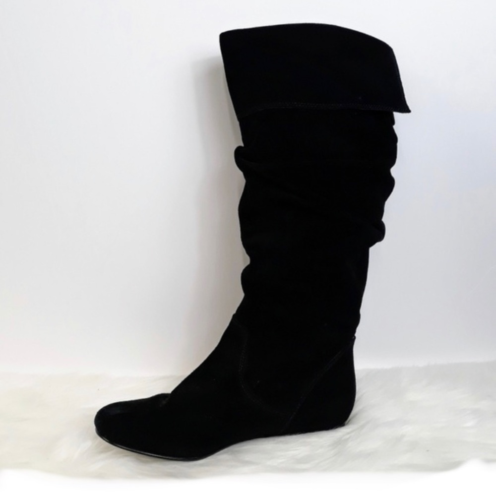 Suede boots